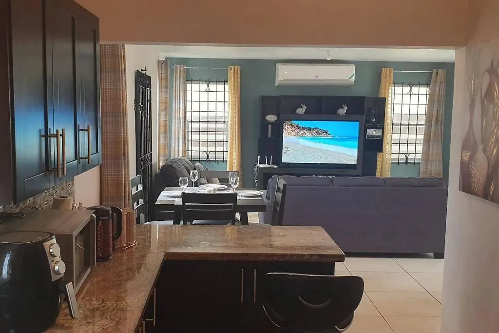 Seafront Vacation Home Stay Portmore Holiday home